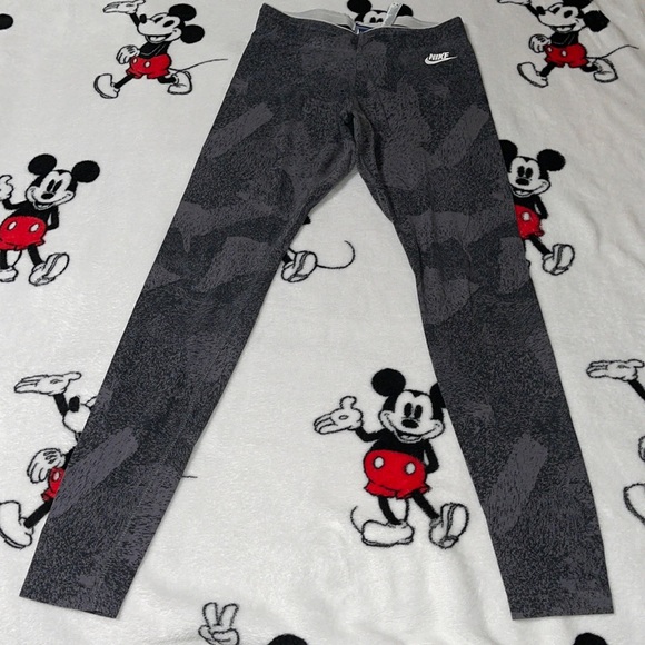 Nike Pants - Nike Legging